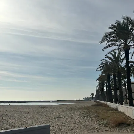 Playa Vilanova Y La Geltru *